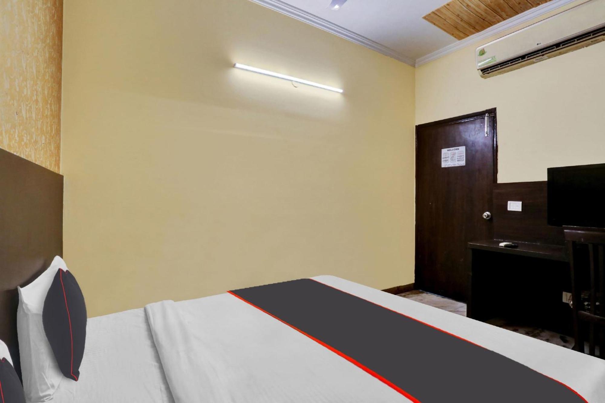 Hotel Platinum Sqs Key Gurgaon Zewnętrze zdjęcie